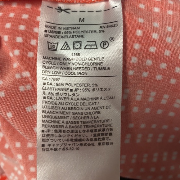 BANANA REPUBLIC SLEEVELESS COWNECK TOP NWOT - Picture 7 of 7